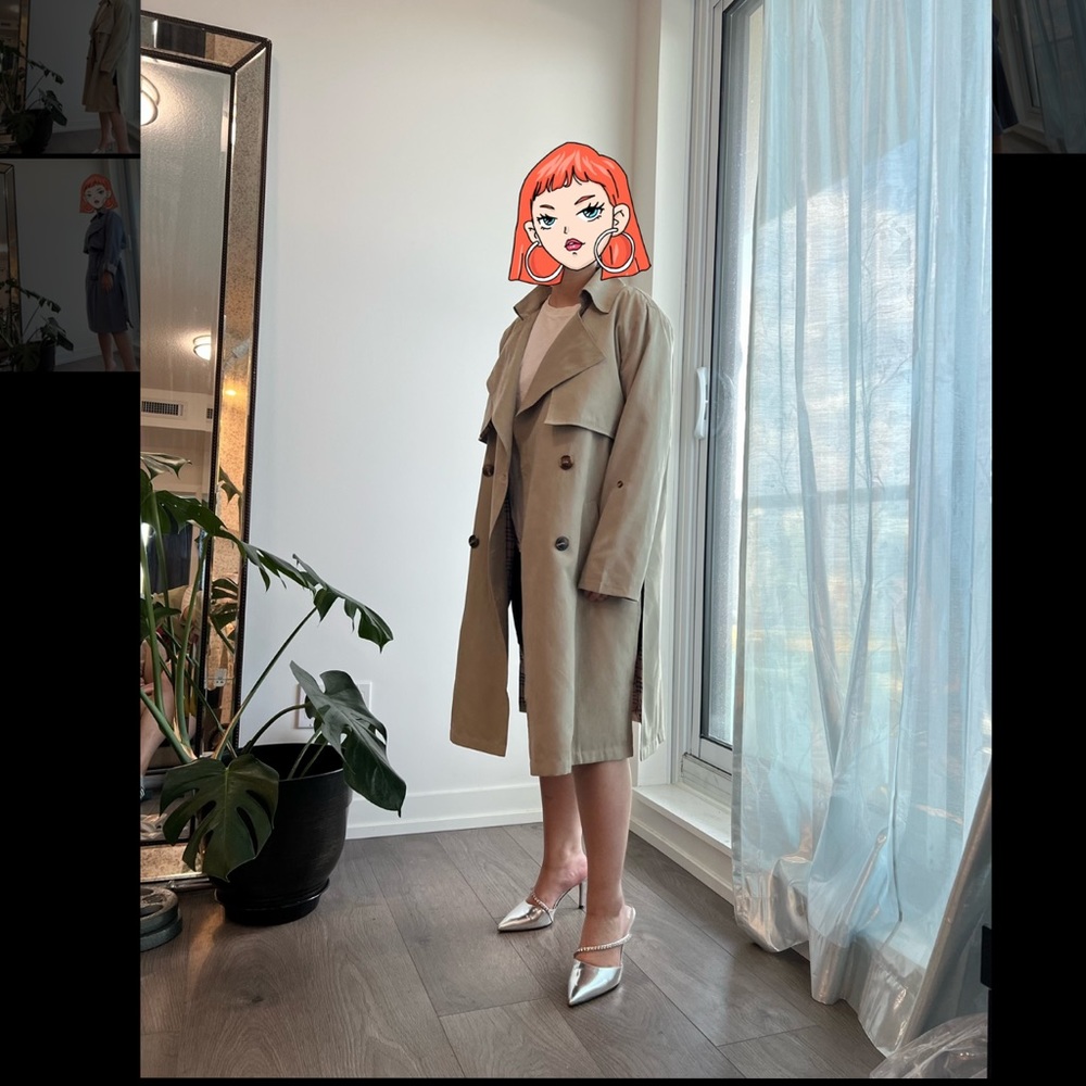 🧥Light Khaki Trench Coat🧥Model height 5’